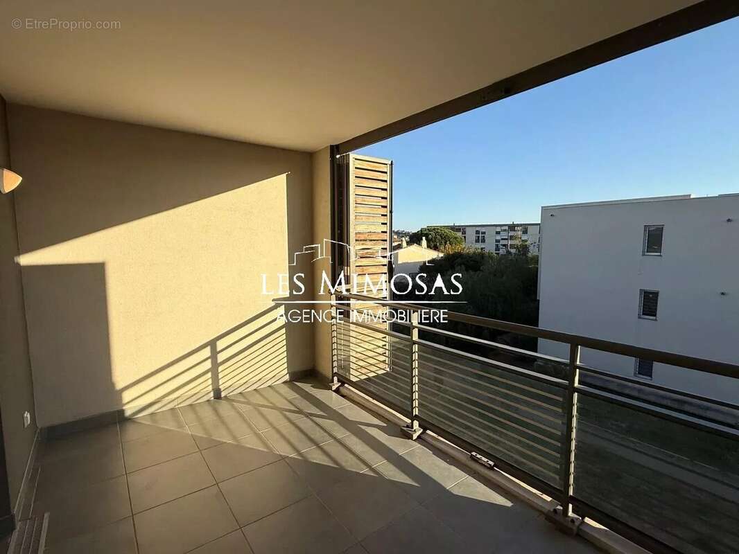 Appartement à FREJUS