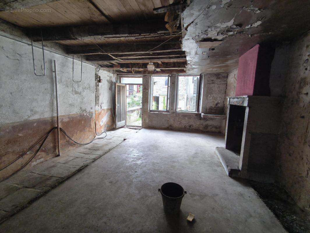 Appartement à LUXEUIL-LES-BAINS