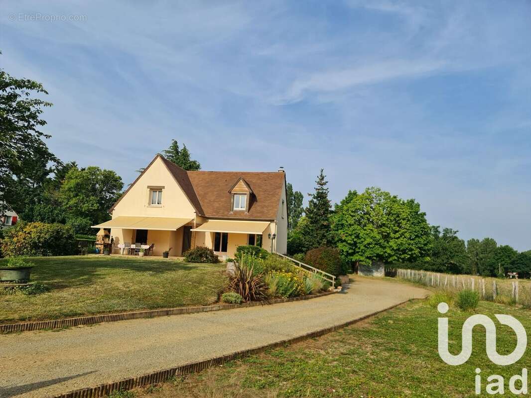 Photo 2 - Maison à SAVIGNE-L'EVEQUE