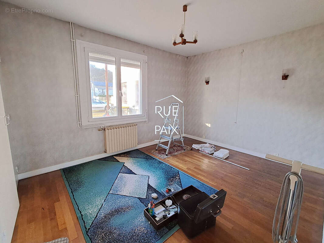 Maison à CHATELLERAULT