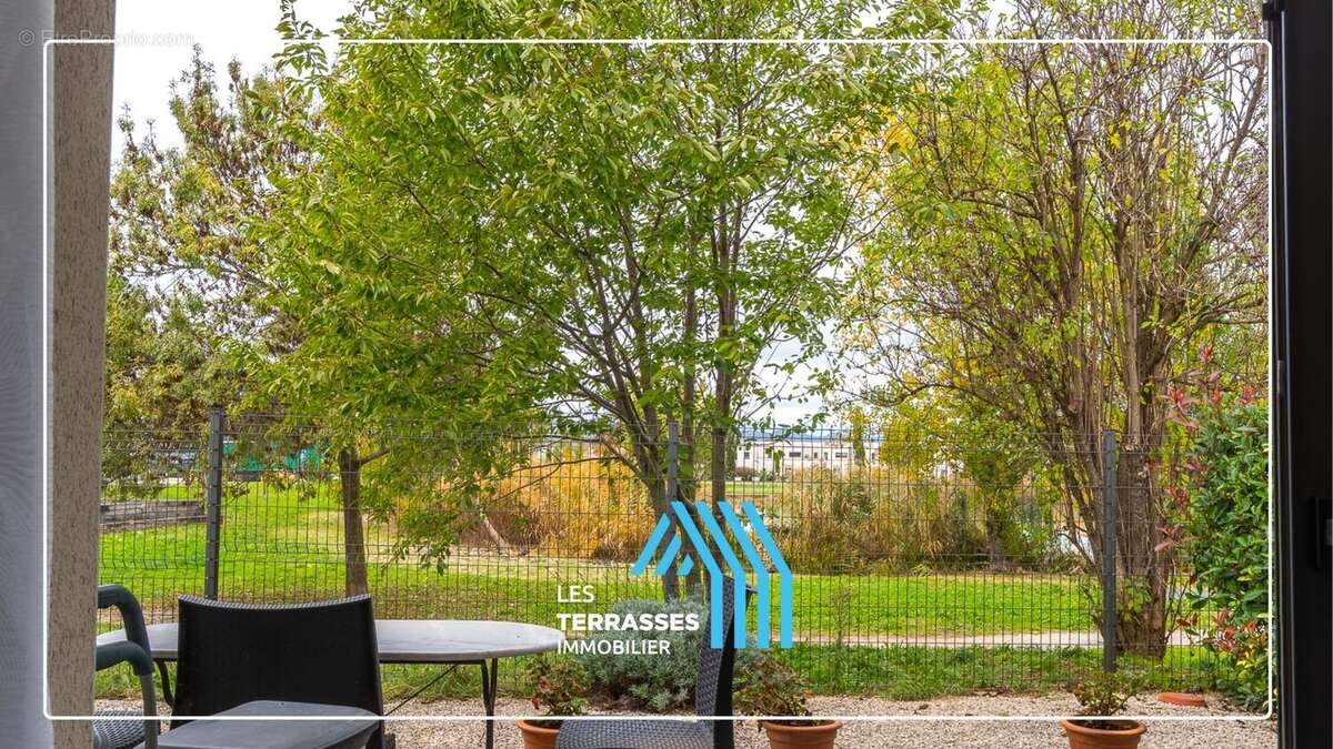 Maison à MONTELIMAR