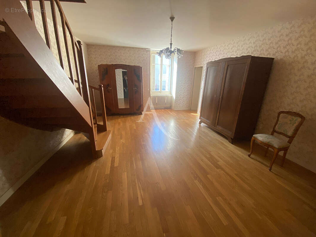 Maison à ASCHERES-LE-MARCHE