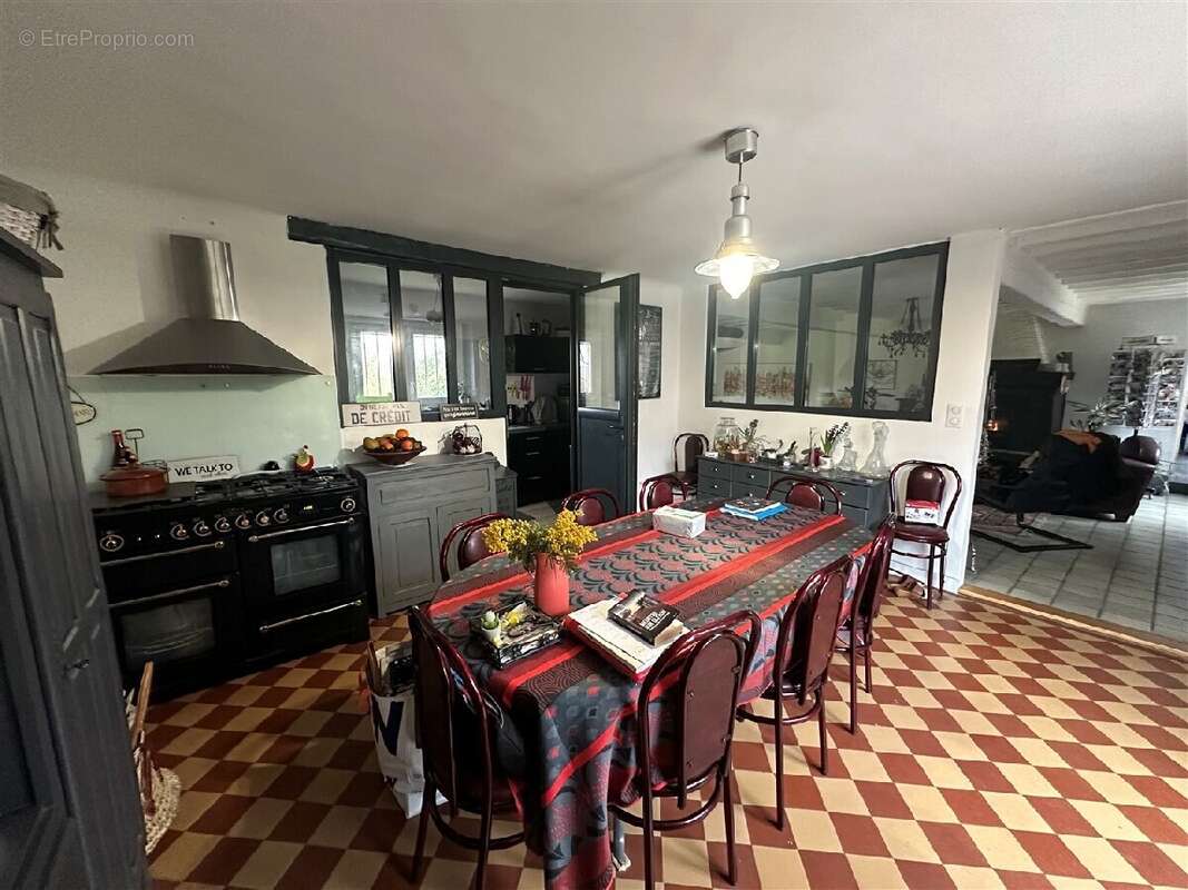 Maison à SAINT-LUBIN-DES-JONCHERETS