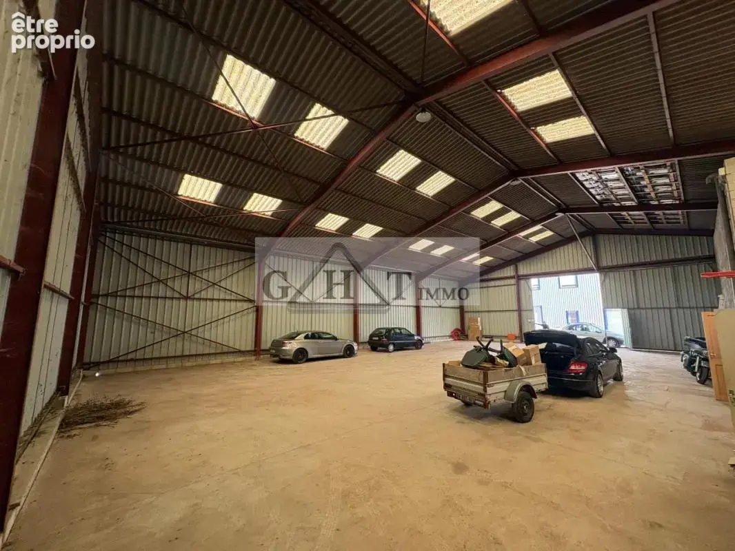 Entrepot a vendre chatelet en brie - photo 7