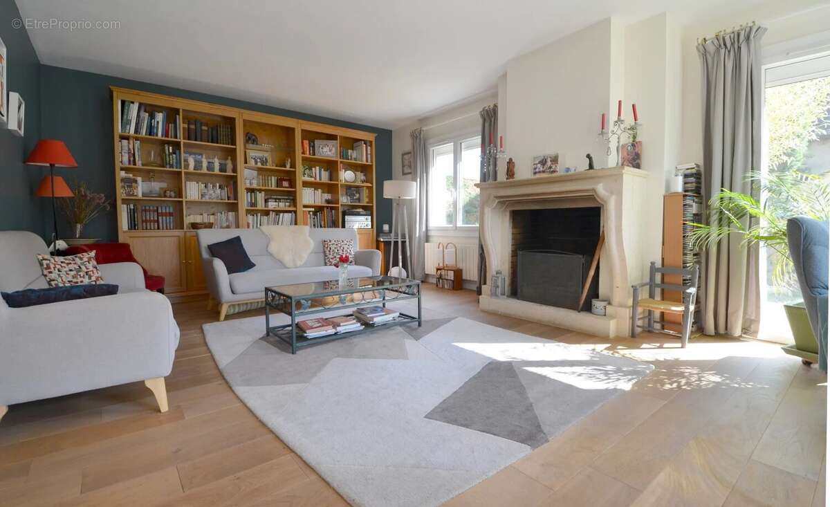 Maison à CROISSY-SUR-SEINE