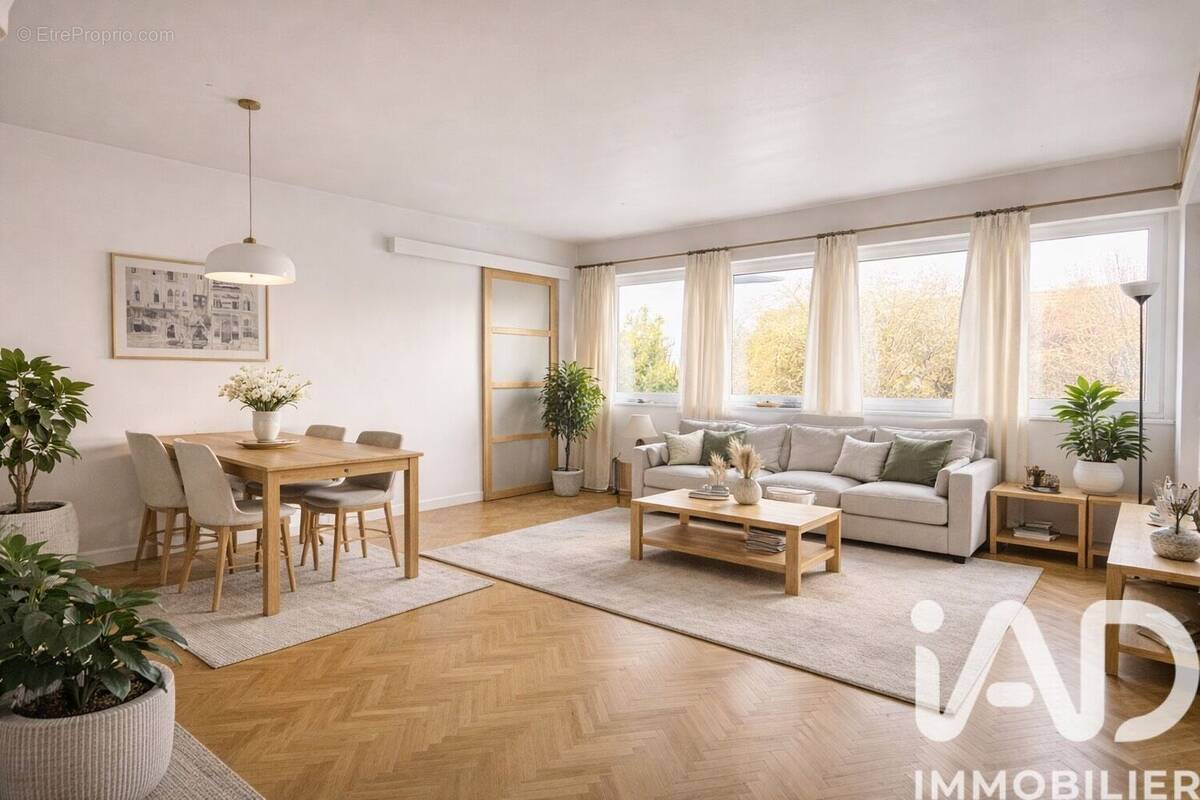 Photo 1 - Appartement à CHEVILLY-LARUE