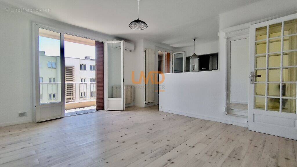Appartement à NIMES