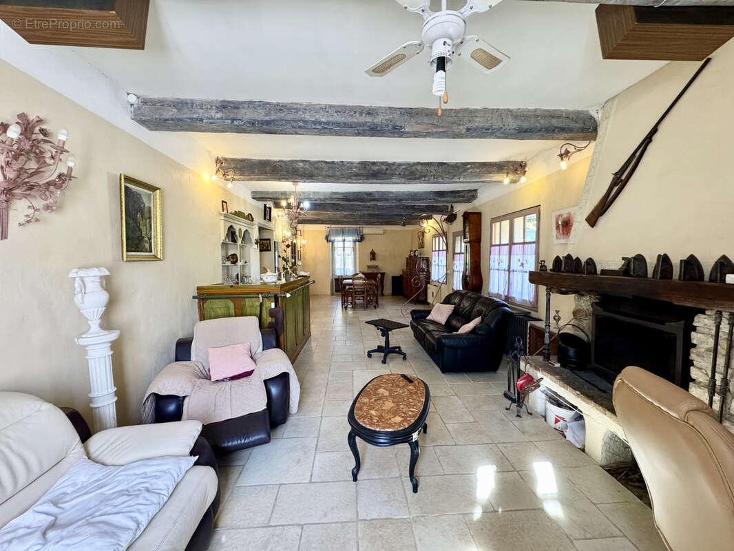 Maison à SAINT-MARTIN-DE-CASTILLON