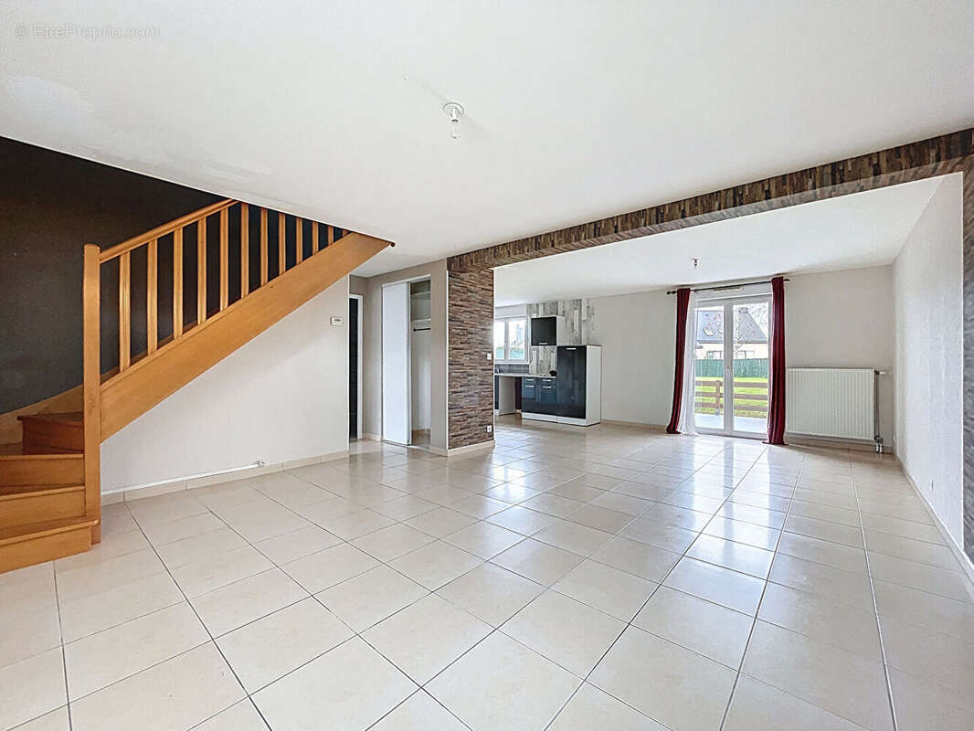 Maison à DOL-DE-BRETAGNE