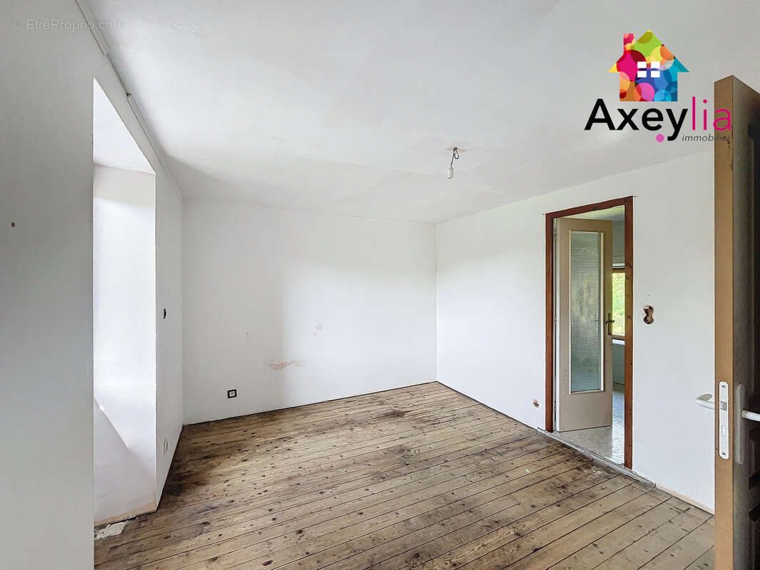 Appartement à CHARLIEU