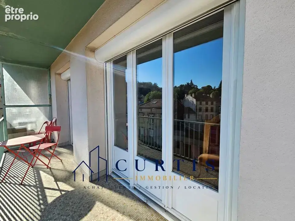 Appartement à LA RICAMARIE