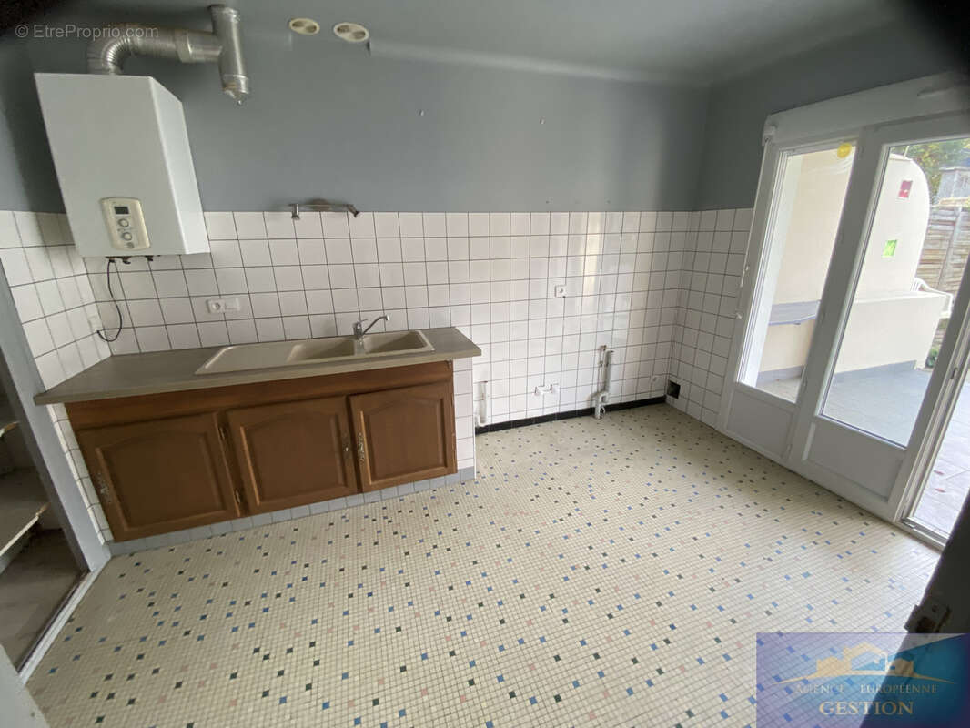 Maison avec 3 appartements - photo 23