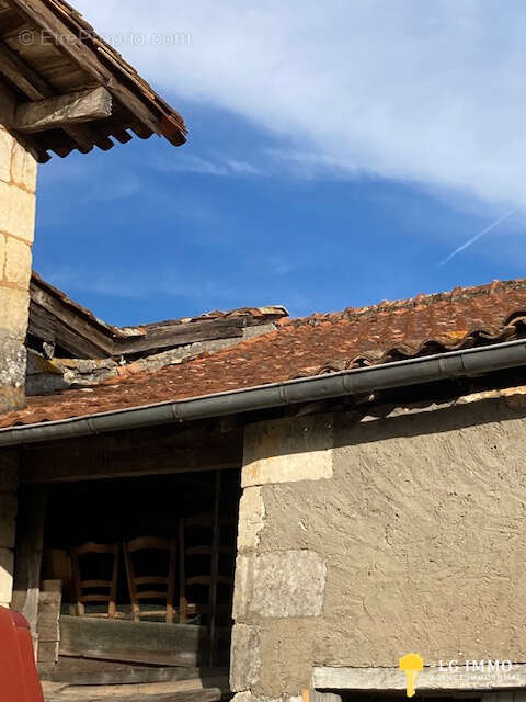 Maison à MONTLIEU-LA-GARDE