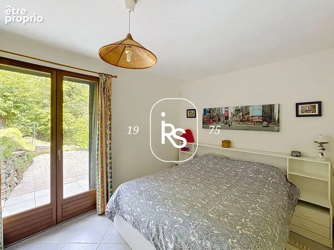 Avec une vue époustouflante, villa de 123 m2 habitables, une piscine et 2,23 ha de terrain - photo 11