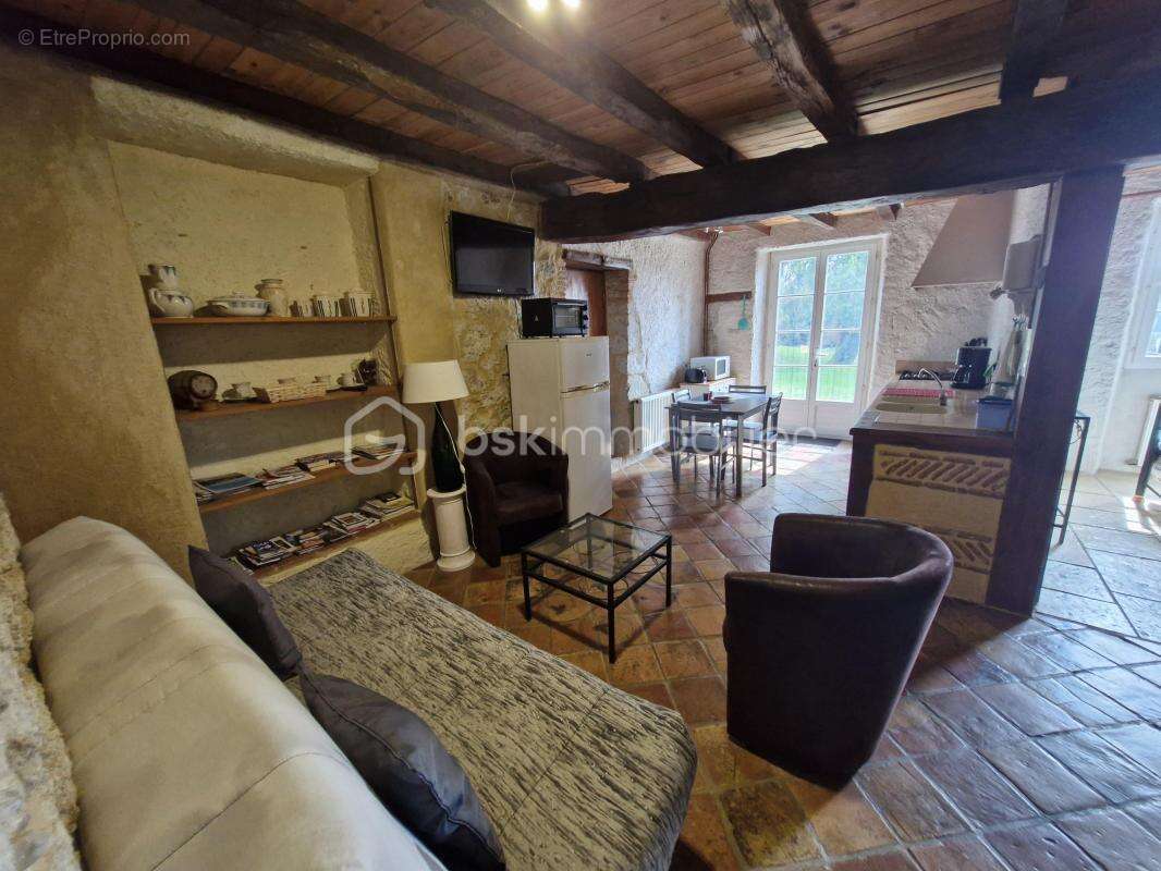 Maison à PORT-SAINTE-FOY-ET-PONCHAPT