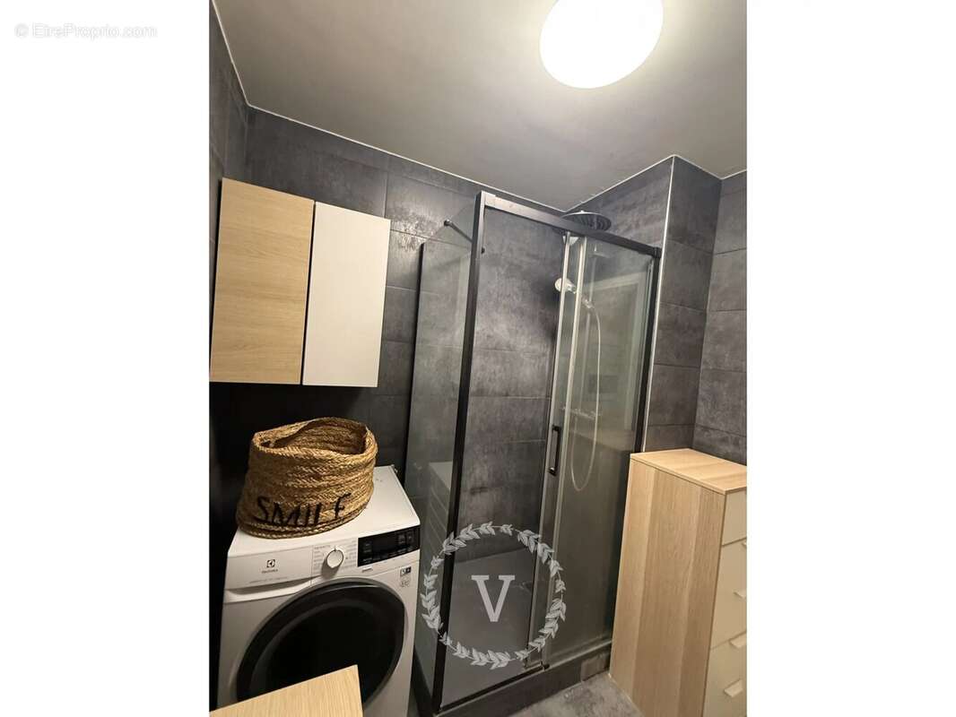 Appartement à PARIS-20E