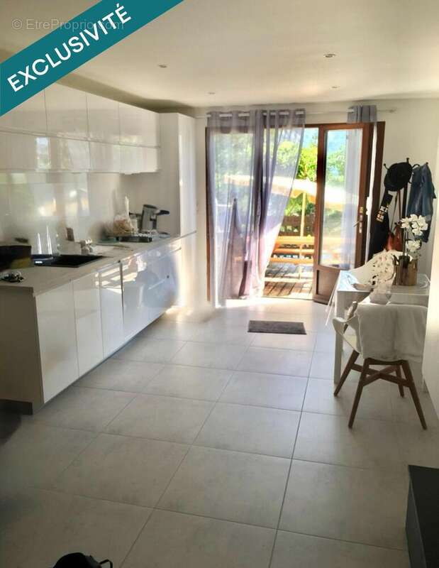 Photo 9 - Appartement à SEYNE