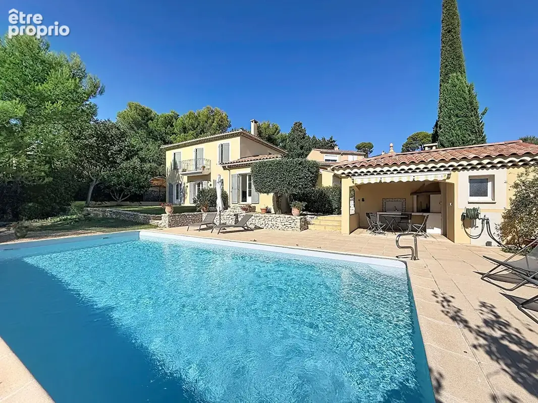Photo Maison à Villeneuve-Les-Avignon au prix de 740 000€