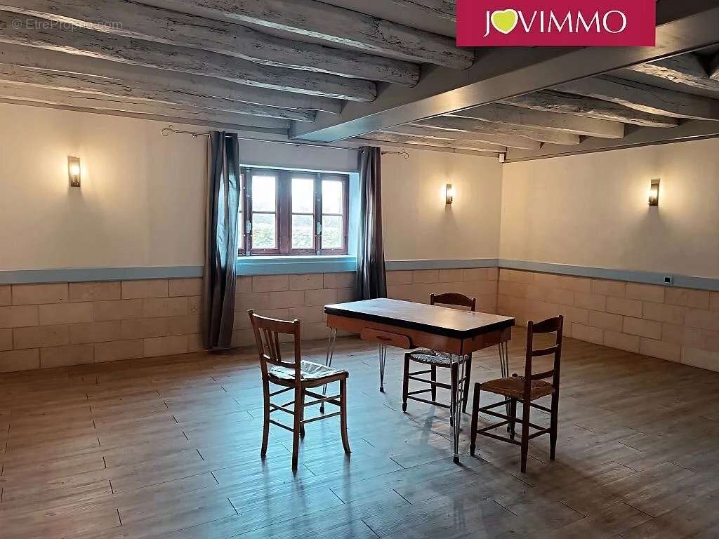 Maison à BESSAIS-LE-FROMENTAL