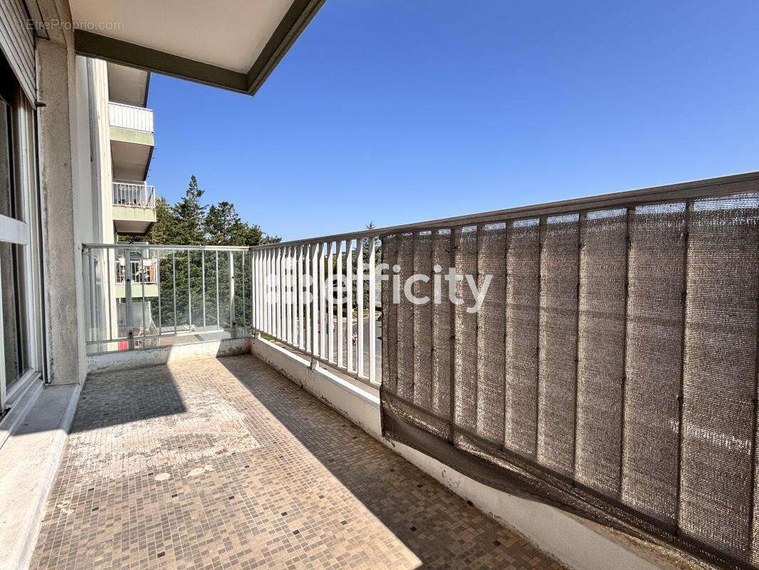 Appartement à OULLINS