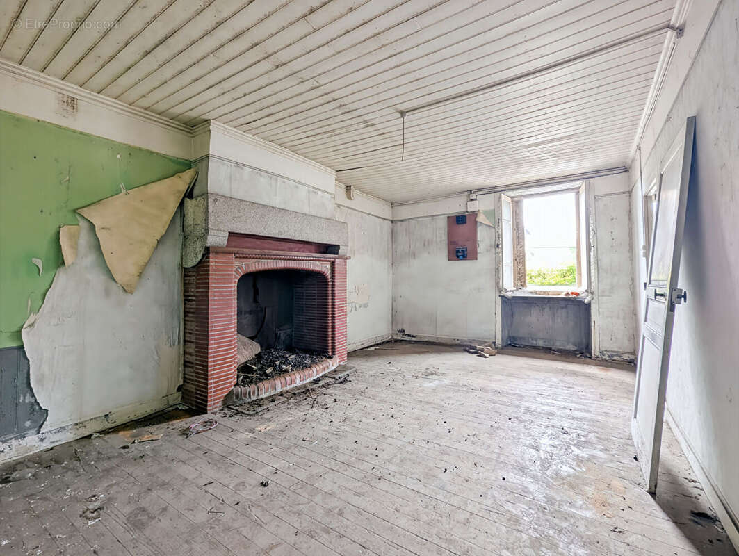 Maison à MARCILLE-RAOUL