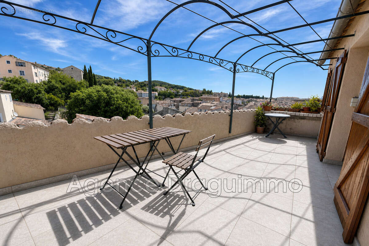 Appartement à DRAGUIGNAN