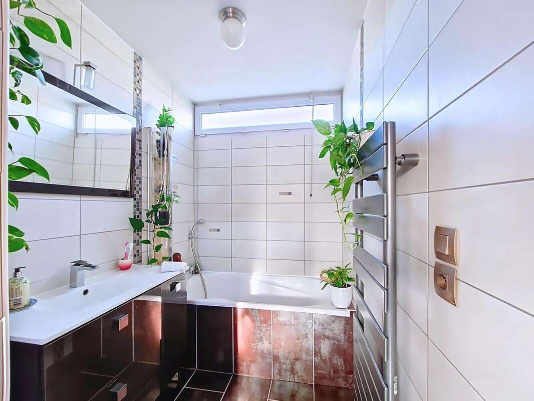 Photo 8 - Appartement à VILLEFONTAINE