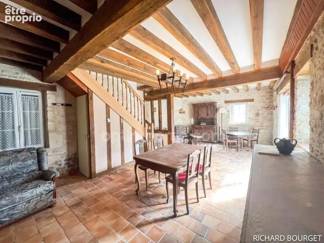 Sainte-Marie-de-Ré – Authentique maison rétaise en pierres, jardin clos et dépendance - photo 6