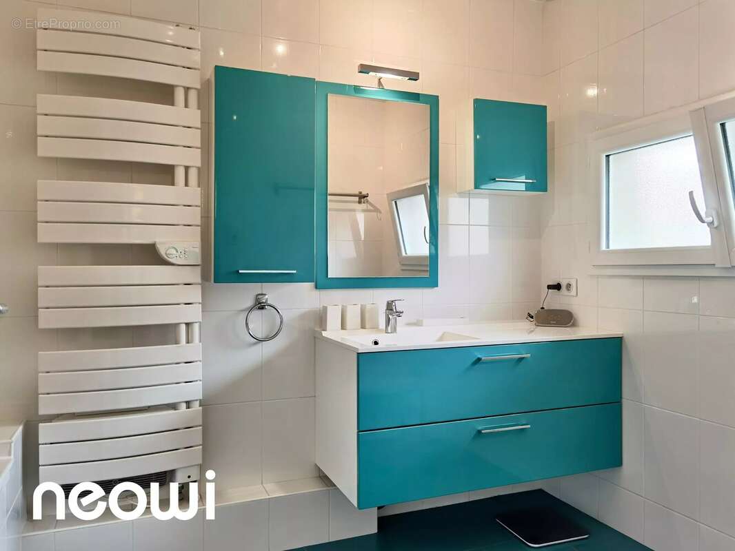 Grande maison familiale de 207 m² à Aurillac - photo 8