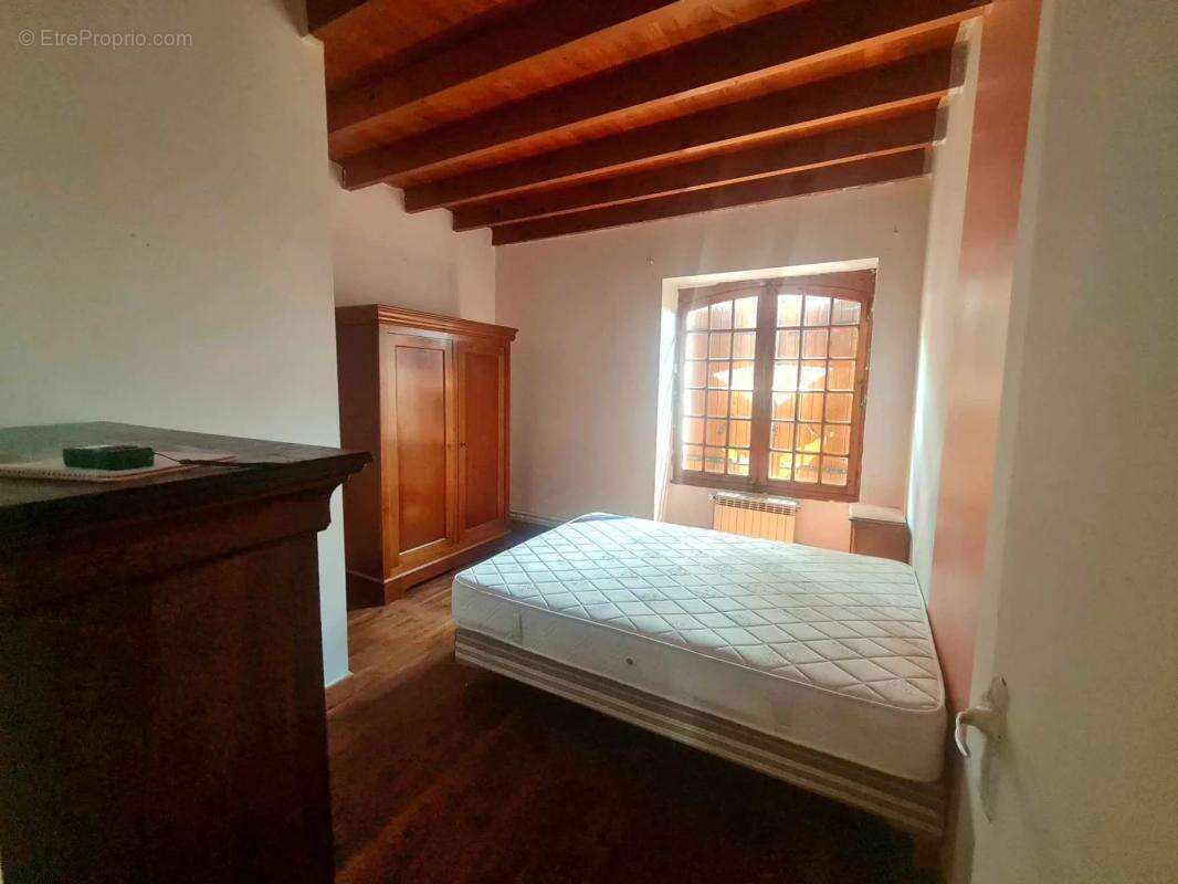 Maison à BERTRIC-BUREE