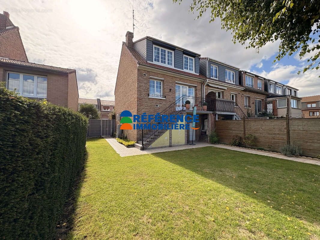 Maison à WAMBRECHIES