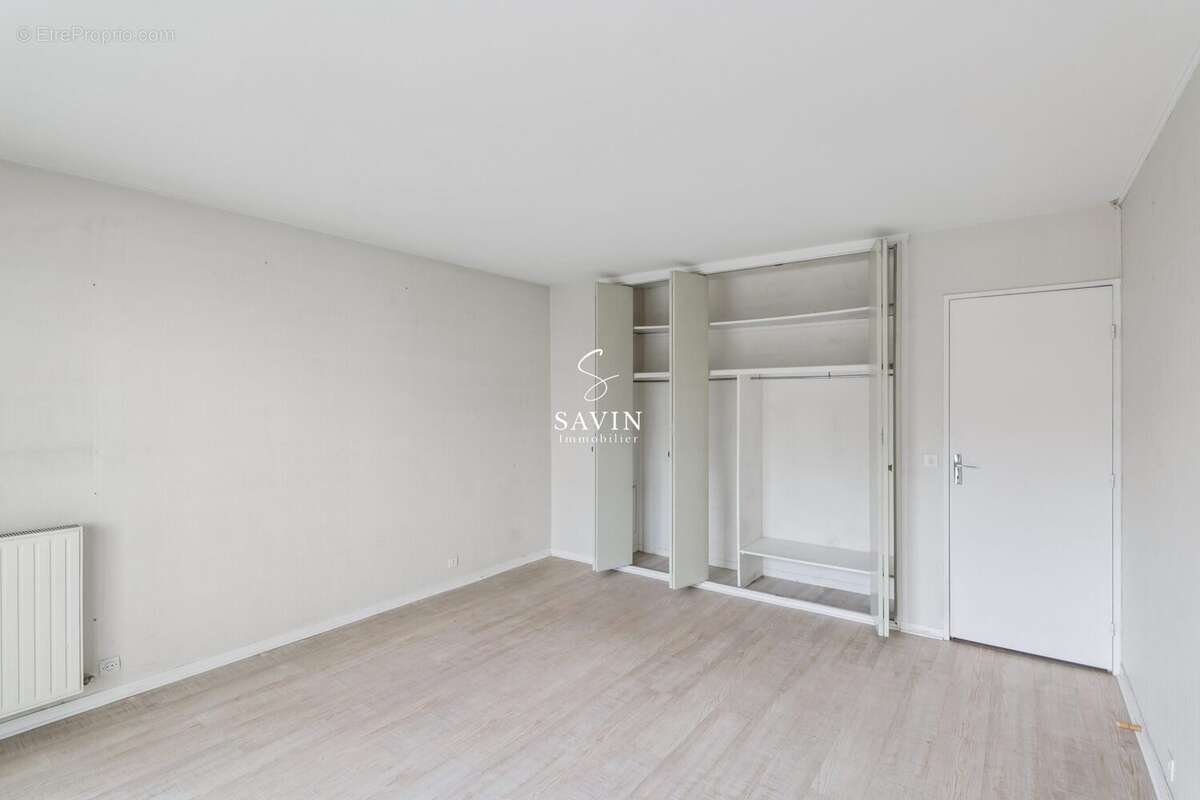 Appartement à PARIS-12E
