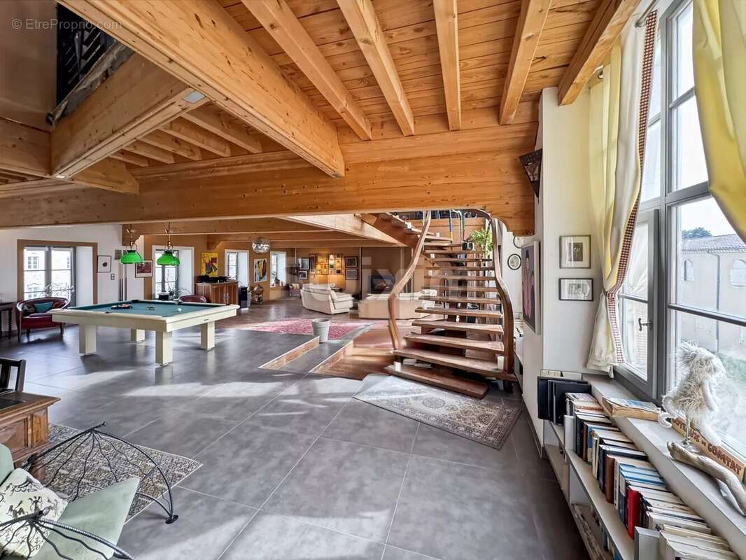 Appartement à MONTELIMAR