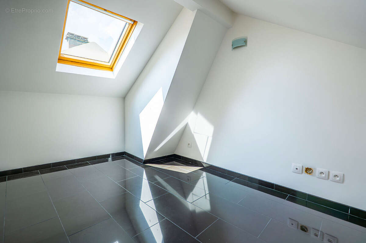 Maison - Champigny Sur Marne - 6 pièces 117 m2 - photo 18