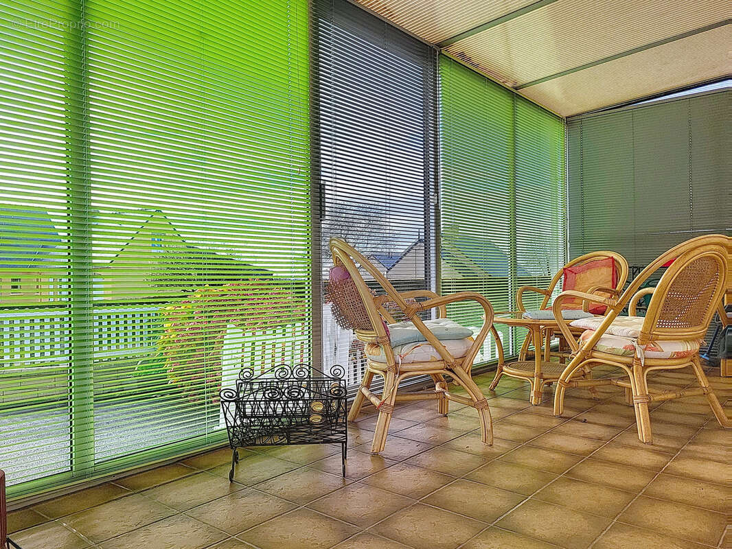 Maison à MONTCHATON