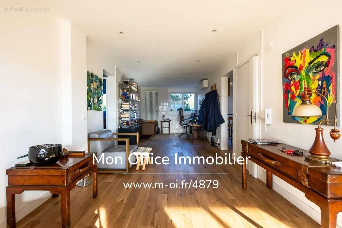 Appartement à MARSEILLE-9E