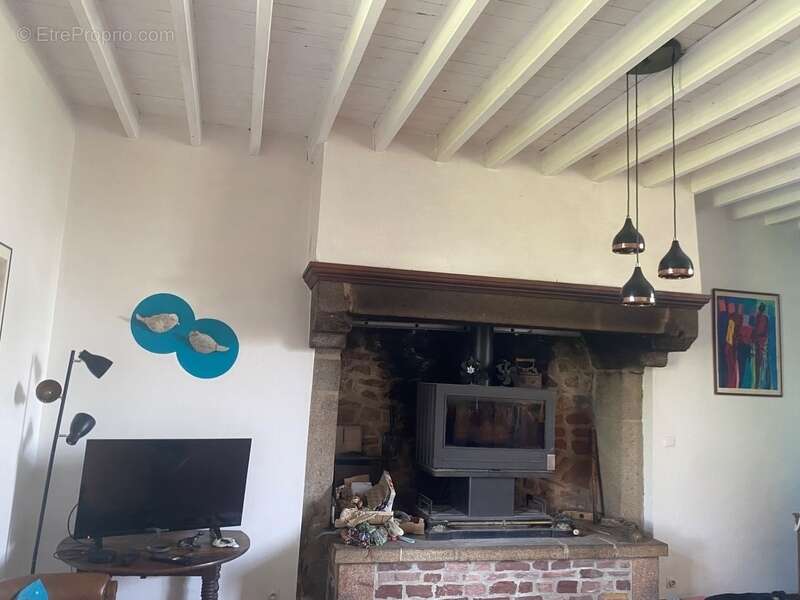  propriété équestre de caractère – 3,3 hectares – habitation + gîte + dépendances  le dezert (50) - photo 16