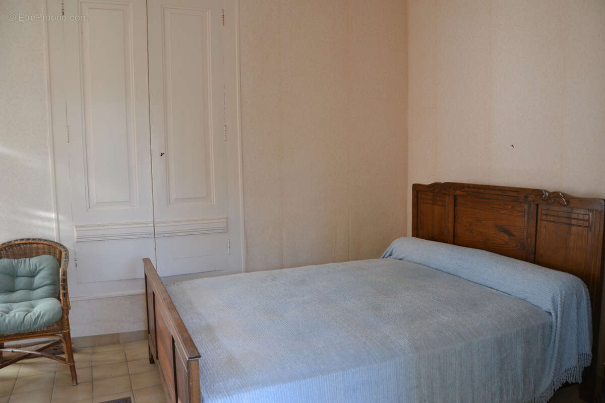 Maison à SAINT-SAUVES-D&#039;AUVERGNE