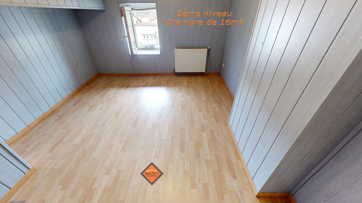 Maison à LE BOIS-D'OINGT