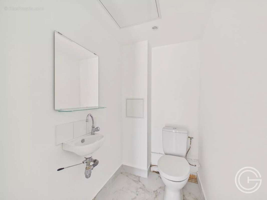 Local Commercial - Rue Justin Montolivo - NICE - photo 7