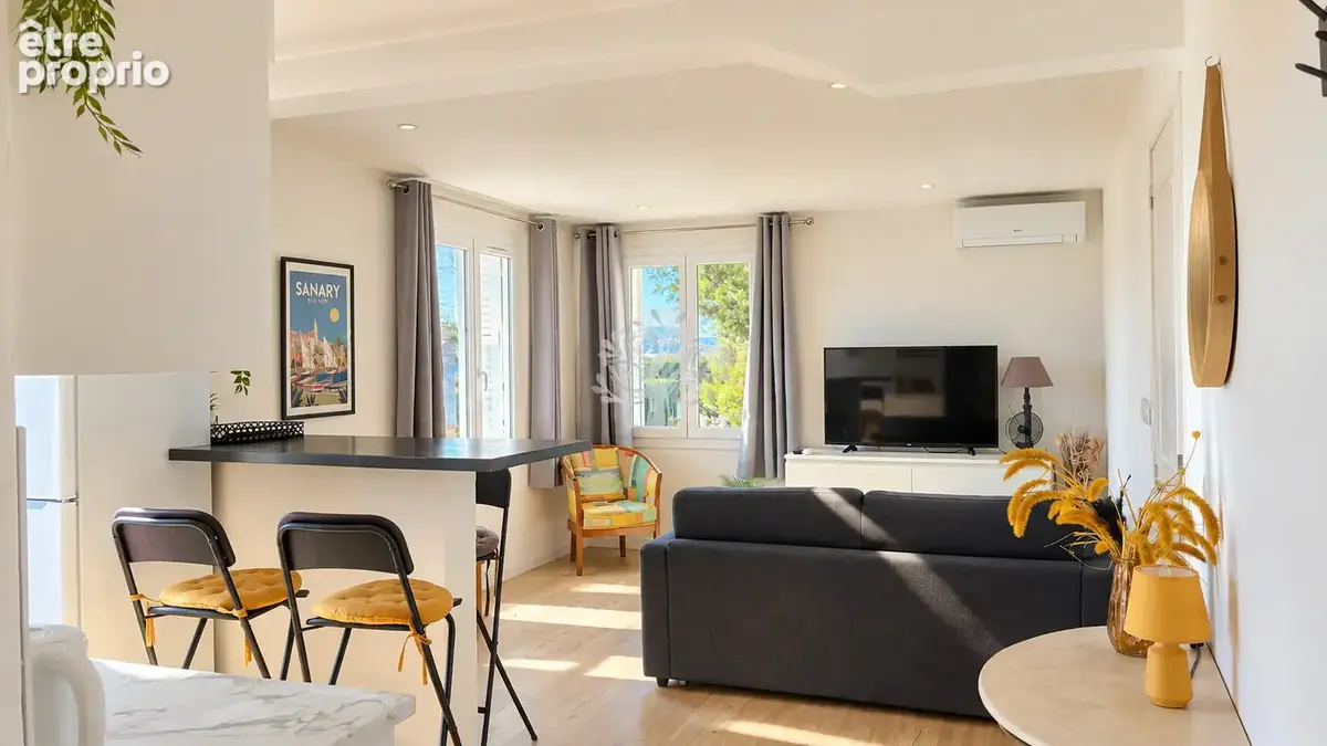 A vendre sanary sur mer appartement t2 vue mer a 2 pas de la plage - photo 2