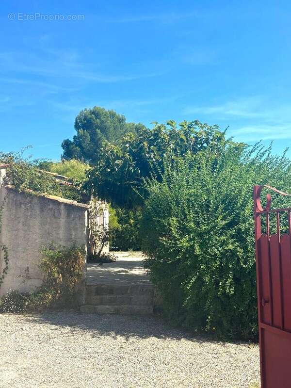 Photo 2 - Maison à COTIGNAC