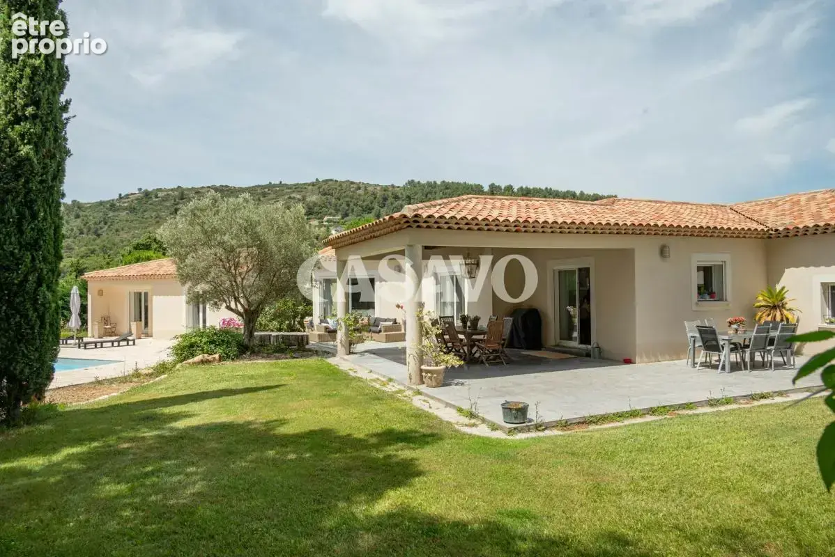 Vente Maison 6 pièces de 220m² - 13109 Simiane-Collongue - photo 2