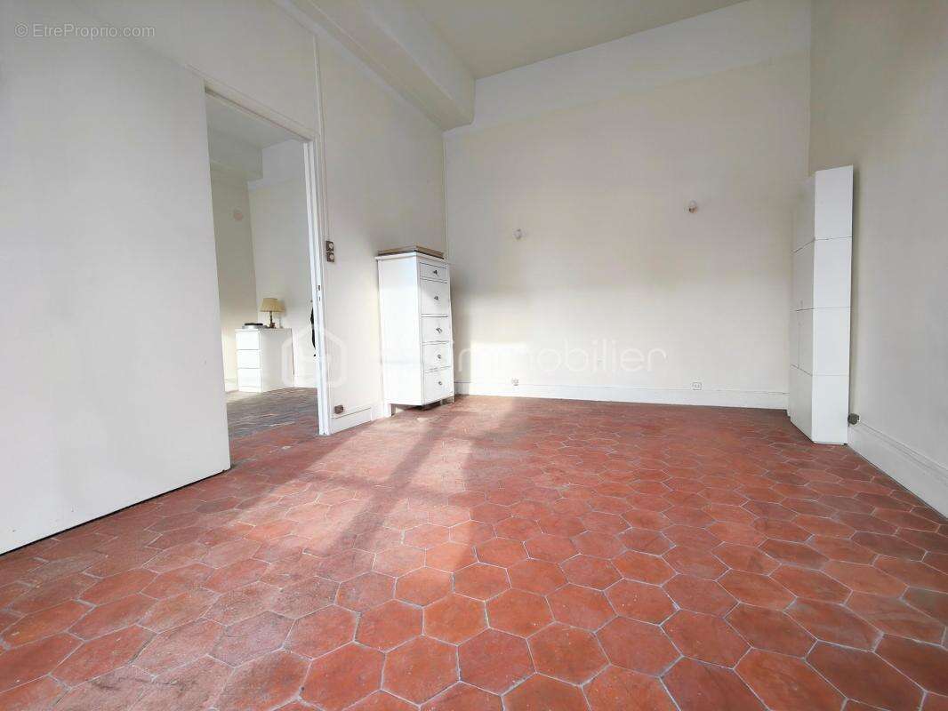 Appartement à JOUARS-PONTCHARTRAIN