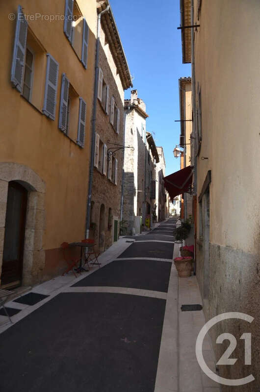 Appartement à VALBONNE