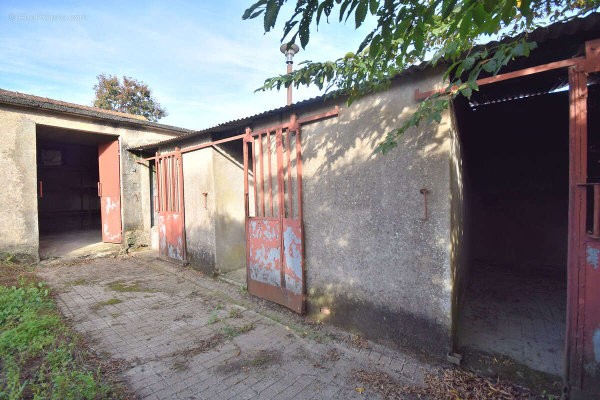 Maison à SAINT-PHILBERT-DE-BOUAINE