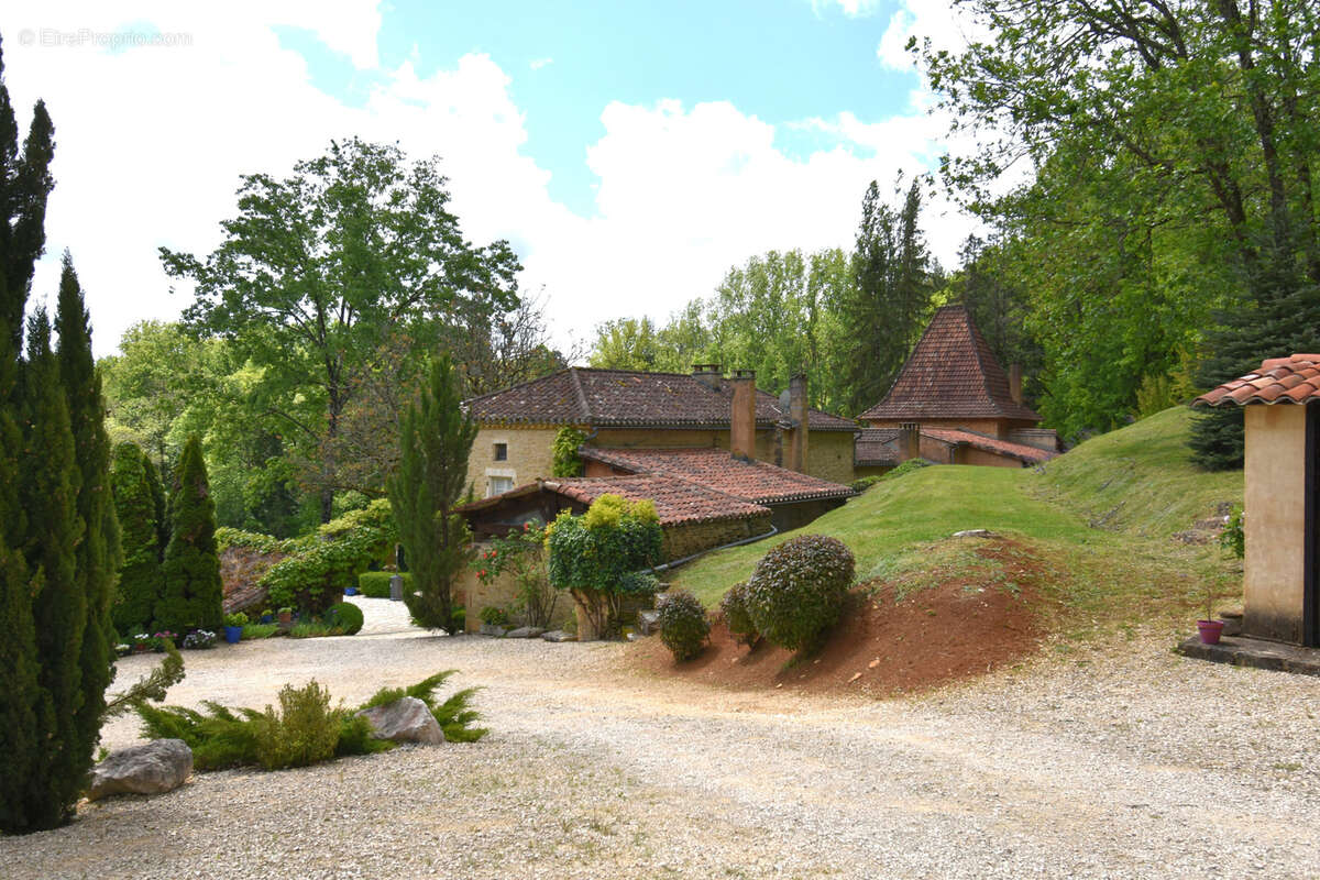 Maison à PUY-L'EVEQUE