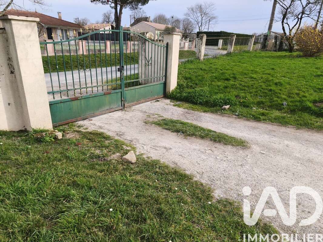 Photo 4 - Maison à COURS-DE-PILE