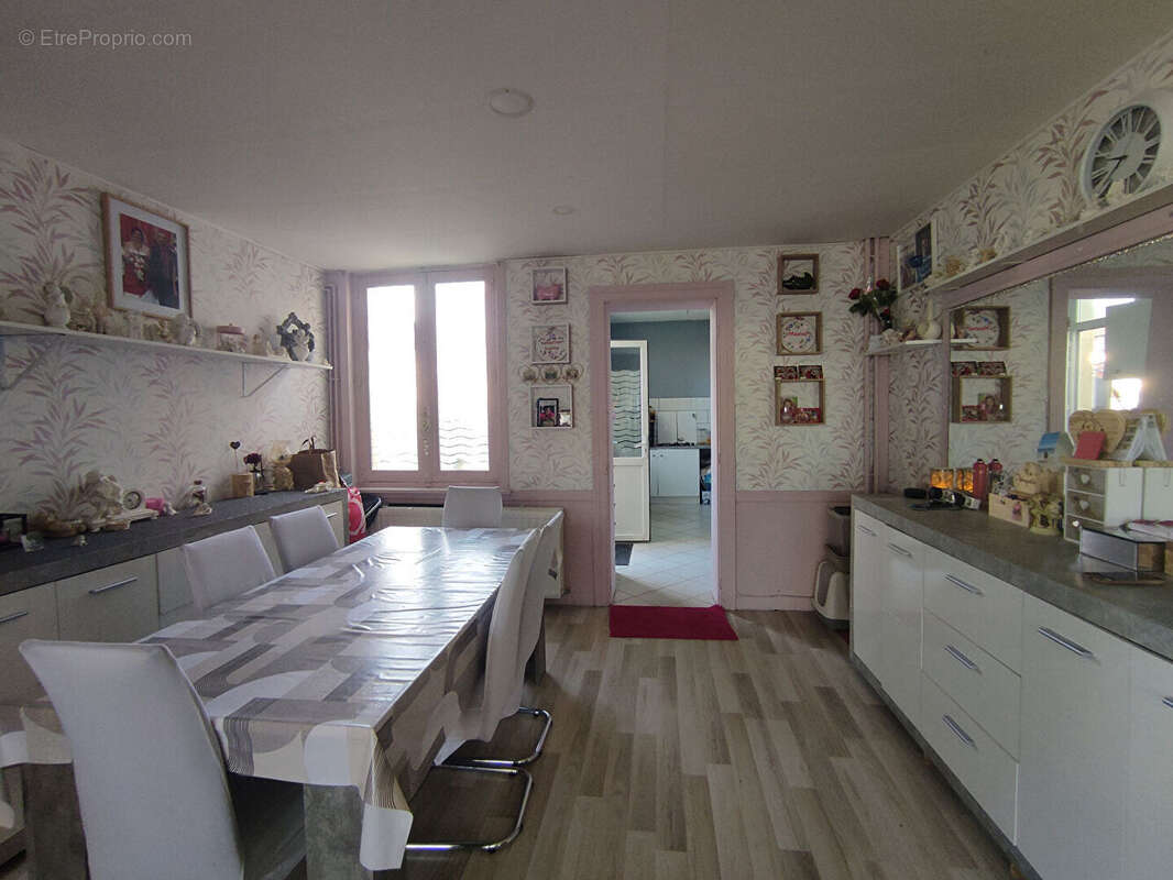 Maison à BOHAIN-EN-VERMANDOIS