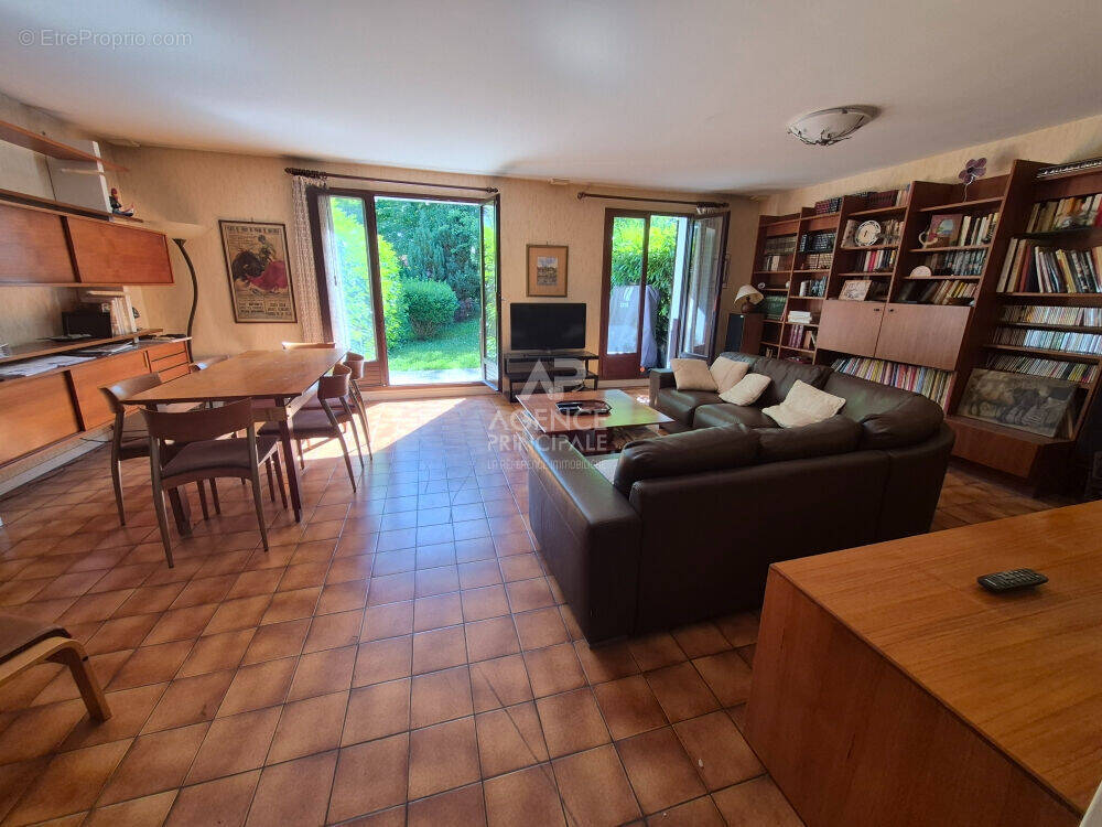 Photo Maison à Saint-Germain-En-Laye au prix de 672 500€
